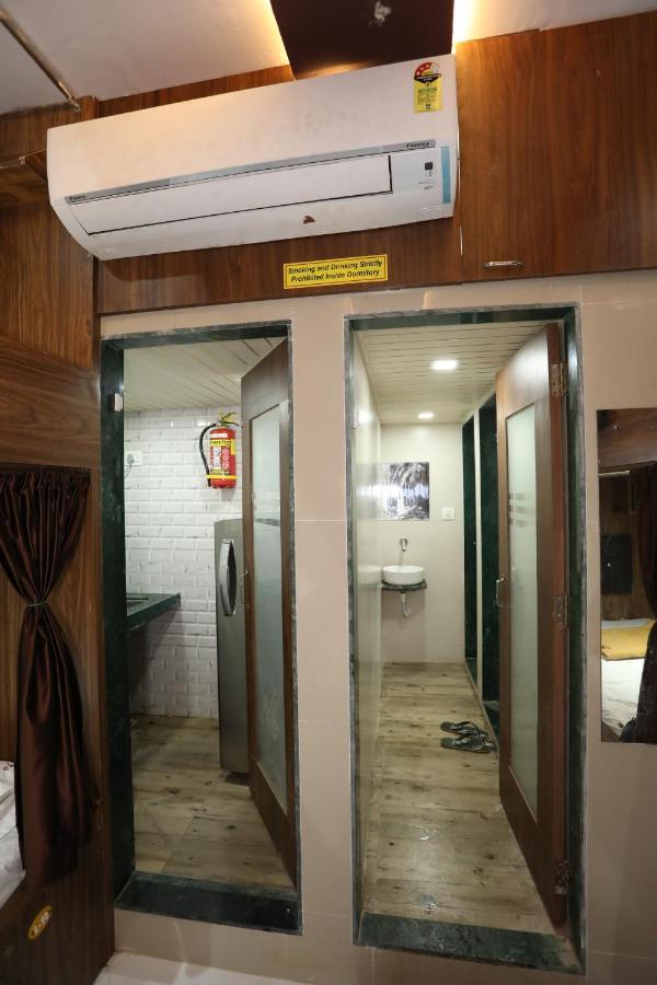 Mango Marol Dormitory Bombay Esterno foto